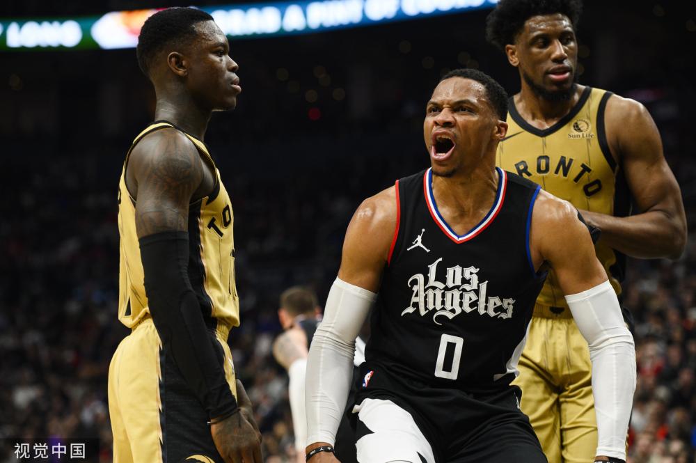 并确保球队 并确保球队