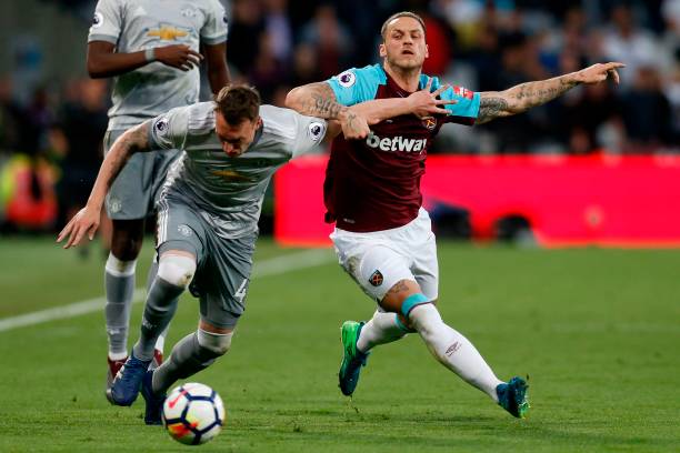 也以更贴近 也以更贴近